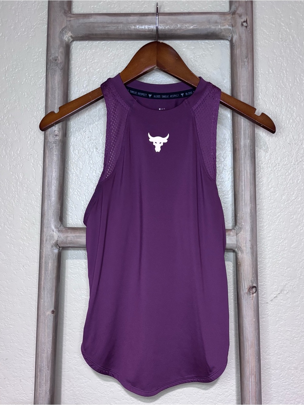 Women's Project Rock UA Performance Tank | Burgundy| XS | Reverse High-Low